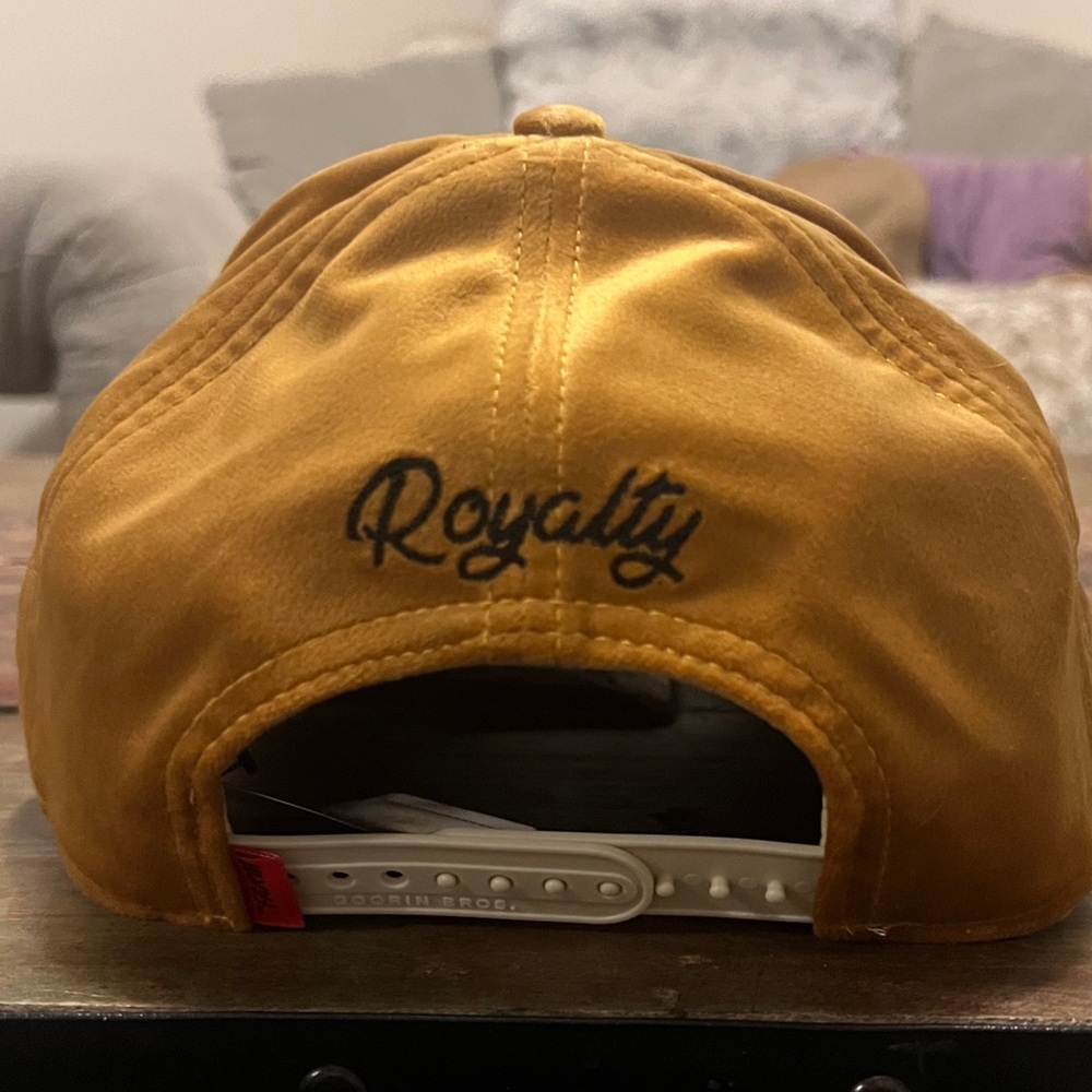 LION - GOORIN BROS. limited “ROYALTY” edition. Yellow Cap / mustard cap - NEW - Picture 4 of 10